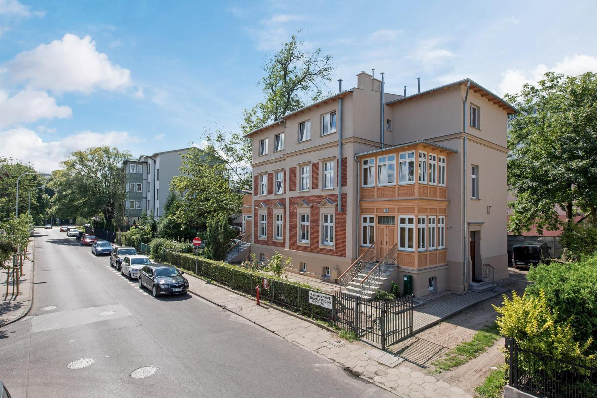 Lion Apartments Sopot Buitenkant foto
